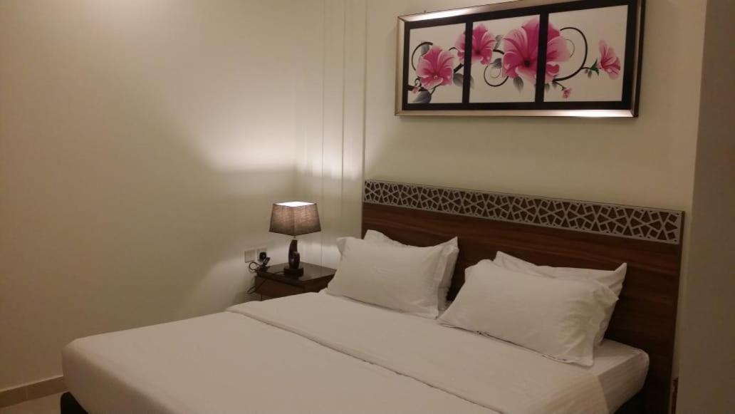 Dolphin Beach Resort Янбу Екстериор снимка